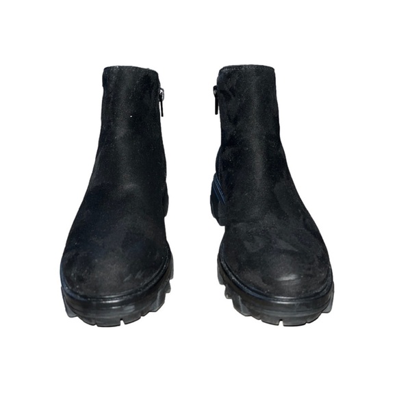 Unisa Chunky Ankle Boots. Black size 6.5. Excellent condition! - Picture 3 of 6